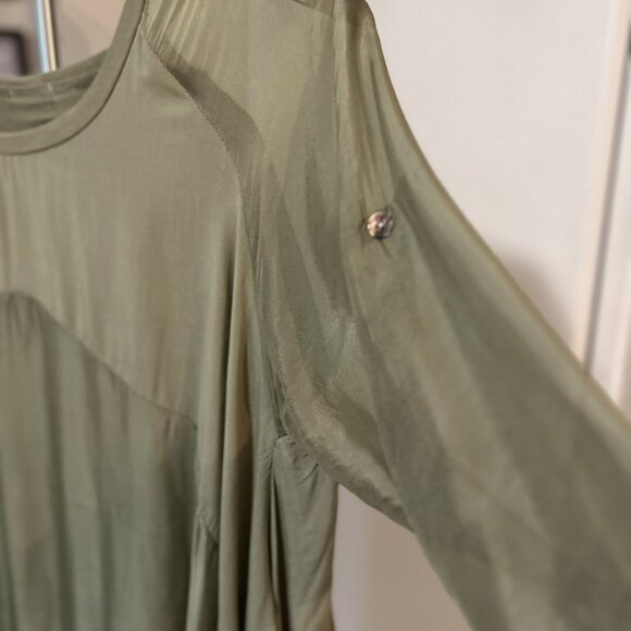 Made in Italy! Silk and Viscose Dress. NWT - Picture 6 of 7